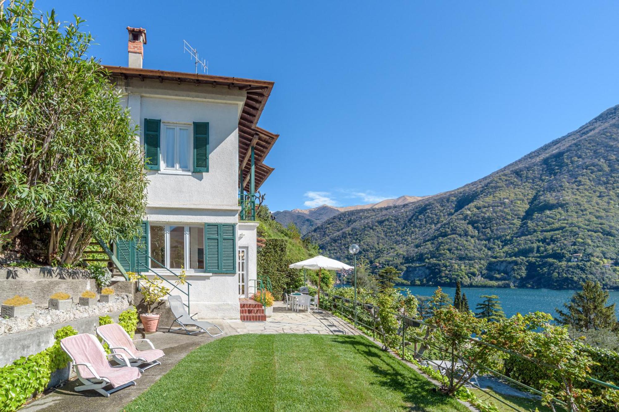 Casa Bambu - Splendida Vista Lago E Posto Auto Laglio Exterior photo